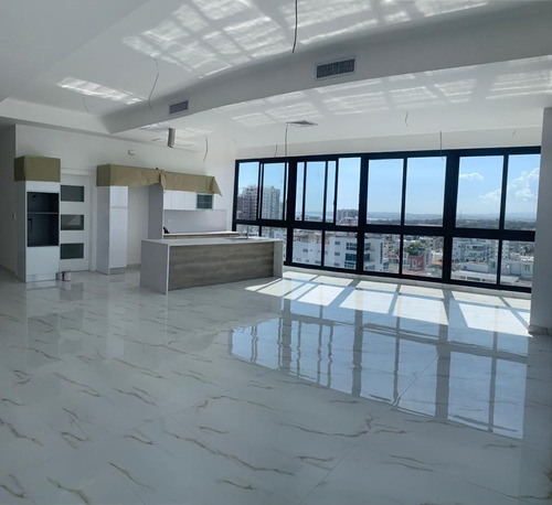 Penthouse En Venta En Urbanizacion Real