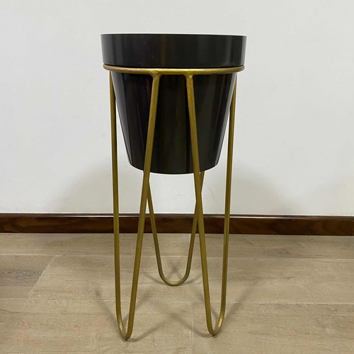 Maceta Con Soporte En Hierro Blanco
