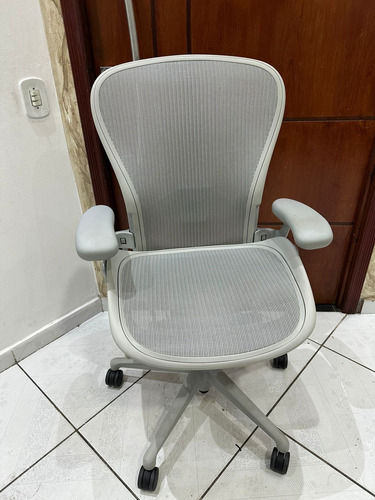 Cadeira Herman Miller New Aeron C Não Compra C Mercado Envio Grafire Mersh (Usado)