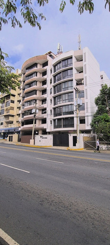 Imagen 5 de 15 de Vive Frente Al Parque Omar/ Apto De 50mts2 / 1 Parkin / 1r / 1b