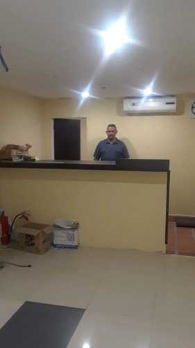 Imagen 4 de 9 de Venta De Galpon De 1800m2