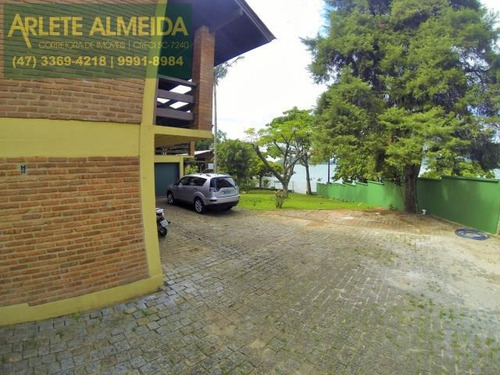 Imagem 3 de 15 de Casa No Bairro Centro Em Porto Belo Sc - 707