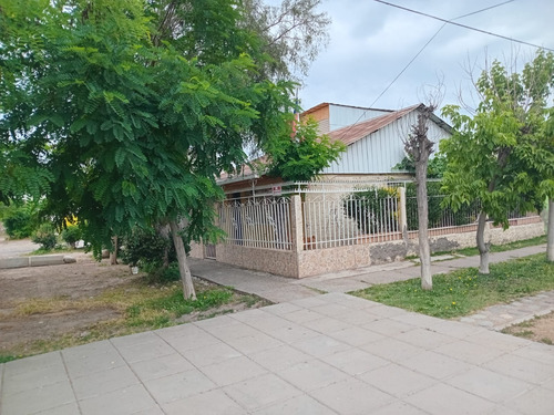 Espaciosa Casa Esquina En Venta En San Ramón
