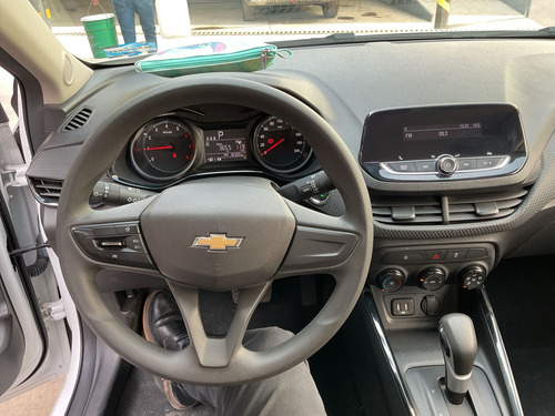 Chevrolet Onix 1.0 LS At