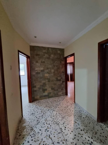Imagen 14 de 20 de Mariano Urbina Vende Casa En El Trigal Sur Foc-1207