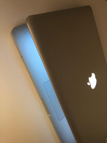 Macbook Pro 2012 13.3 Pul ,i7, 8 Ram, 250 Ssd, Configurala (Reacondicionado)