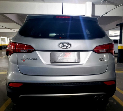 Hyundai Santa Fe 3.3l V6 4x4 (aut) 7l