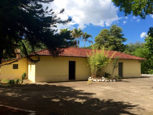 Sitio Em Amparo - V4429