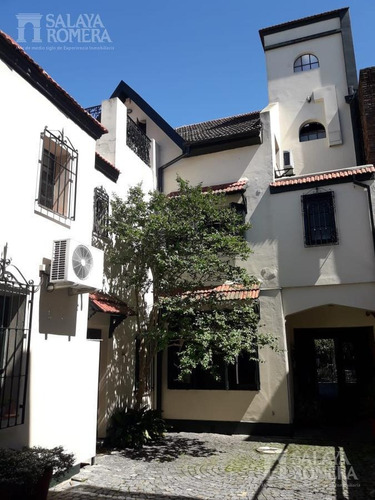 Imagen 16 de 28 de Casa De Estilo 5 Ambientes En Excelente Lote. Zona Olivos