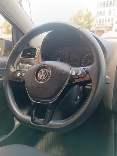 Volkswagen Polo 1.6 L4 Mt