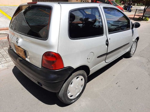 Renault Twingo Acces Mt 1250