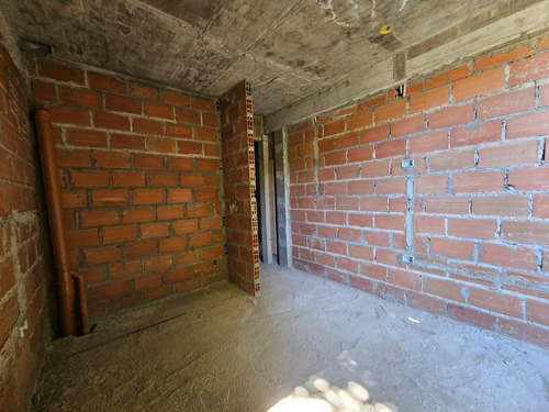 Departamento En Pozo En Venta