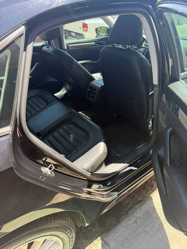 Volkswagen Passat 2.5 Tiptronic Highline At