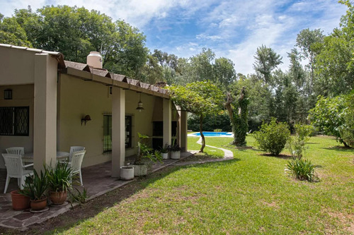 Quinta En Venta - 3 Dormitorios 2 Baños - 2.800mts2 - Exaltación De La Cruz