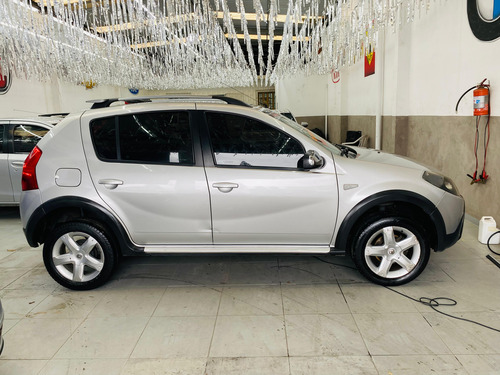 Renault Sandero 1.6 Stepway hi. Flex