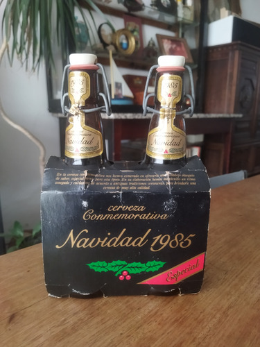 Par De Botellas Cerveza Conmemorativa Navidad 1985 Antigua (Usado)