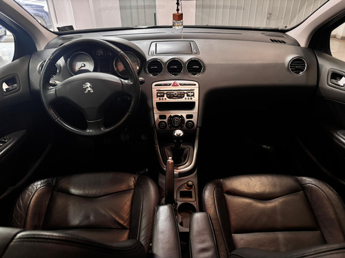Peugeot 408 2.0 Allure Nav 143cv