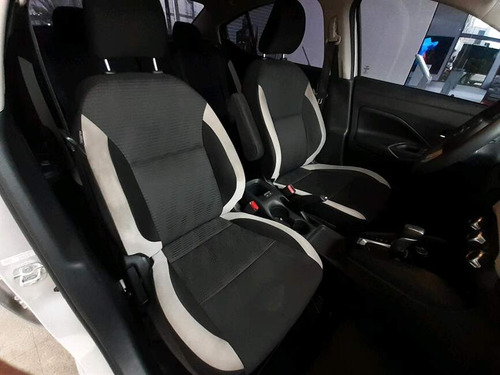 Nissan Versa 1.6 16V FLEX ADVANCE XTRONIC