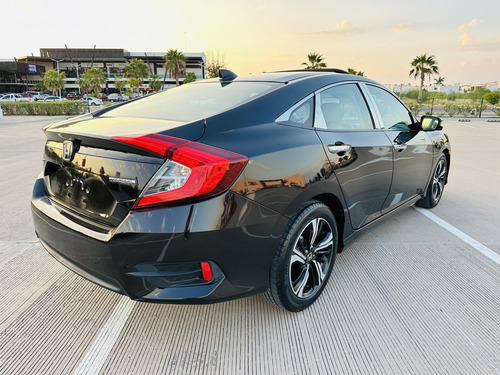 Honda Civic TOURING TURBO