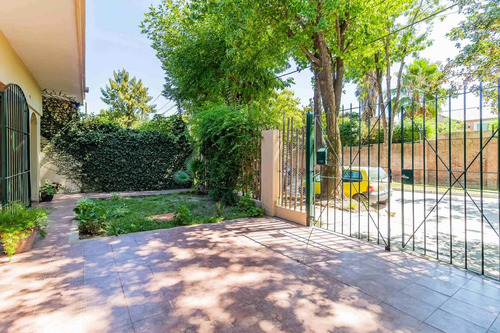 Imagen 1 de 30 de Casa Venta, 4 Amb,lahorqueta,boulogne,lote 200 Mt