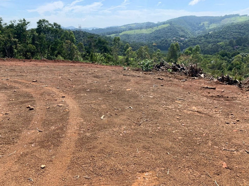 Imagem 5 de 7 de Gs- Venha Conhecer Um Terreno De 600m² !!!