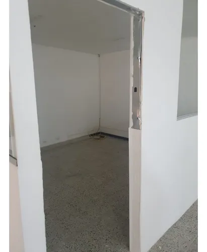 Local Comercial En Itagui, Centro De La Moda