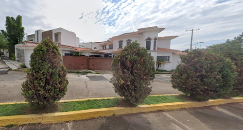 Casa En Remate Bancario En C. Loma Aconcagua, Loma Dorada, Durango, Durango (60% Descuento, Única Oportunidad, Sólo Pago De Contado En 2 Cuotas) ¡gran Oportunidad De Inversión! - Sk12