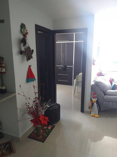 Imagen 3 de 13 de Gabriel Rivas Vende Pent House En Res. Valle Topacio San Diego Cod: Foa-1390
