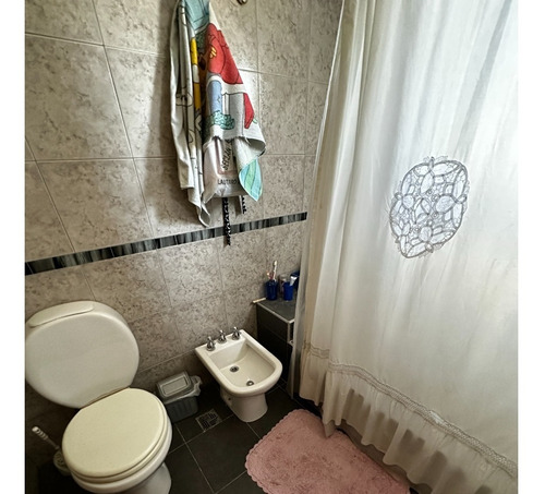 Imagen 9 de 25 de Venta- Impecable Casa En Barrio La Magdalena