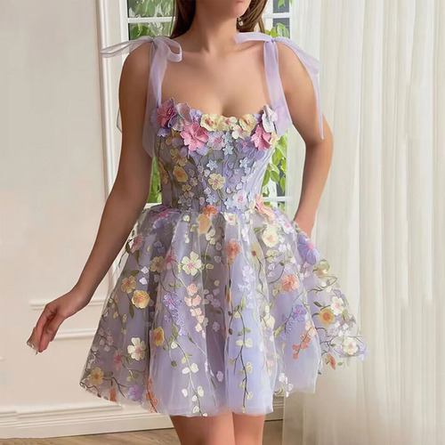 Vestido De Encaje Bordado Con Flores Tridimensionales