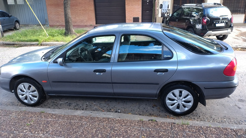 Ford Mondeo 1.8 Clx