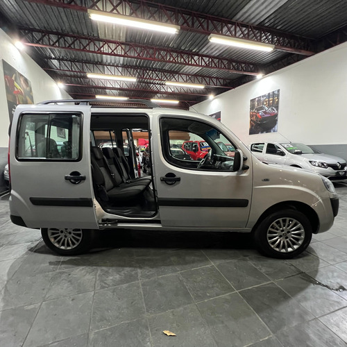 Fiat Doblo 1.8 16v Essence 7l Flex 5p