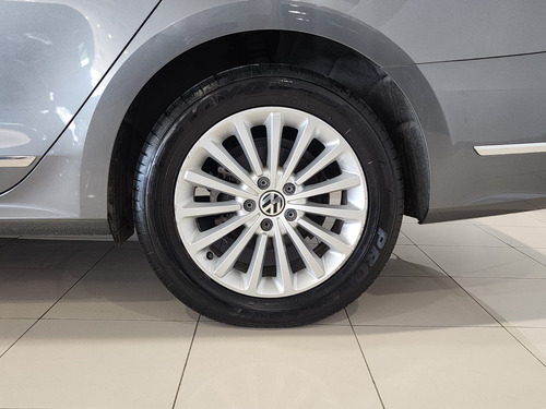 Volkswagen Passat 2.5 Tiptronic Highline At