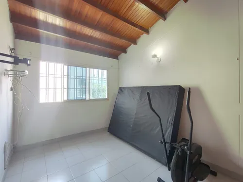 Casa En Arriendo En La Ceiba. Cod A30464