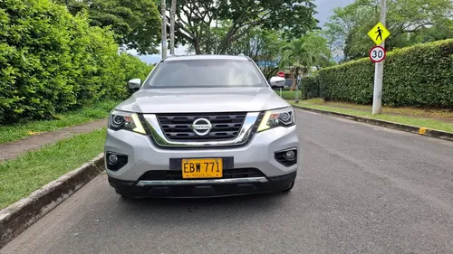 Nissan Pathfinder 3.5 R52 Exclusive