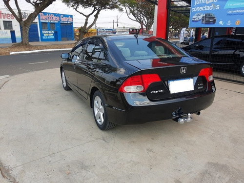 Honda Civic 1.8 Lxs Automatico