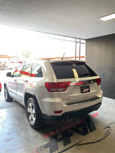 Imagen 6 de 14 de Jeep Grand Cherokee Limited 2013