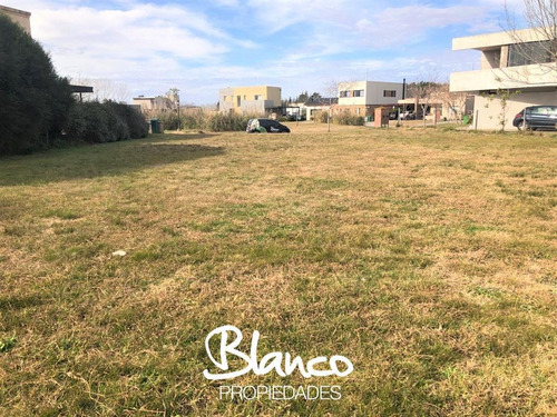 Imagen 2 de 7 de Muy Buen Lote Interno En El Barrio San Matías - Escobar