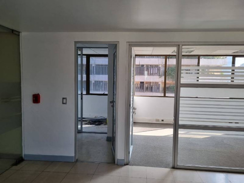 Imagen 2 de 11 de Arriendo Oficina Habilitada Providencia, 7° Piso, 205 M2
