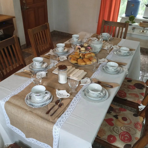 Fiesta De Te / Tea Party / Merienda Con Vajilla