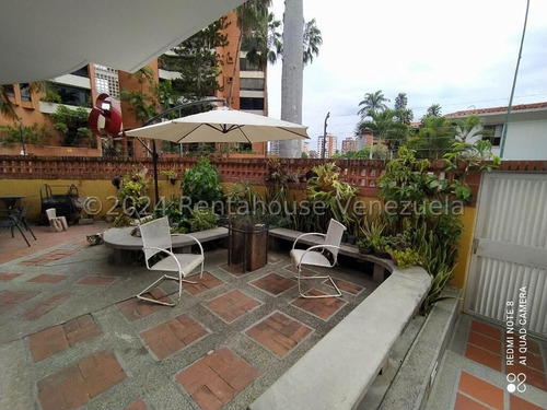 Venta Acogedora Y Versátil Casa En Santa Eduvigis. Mv2420432