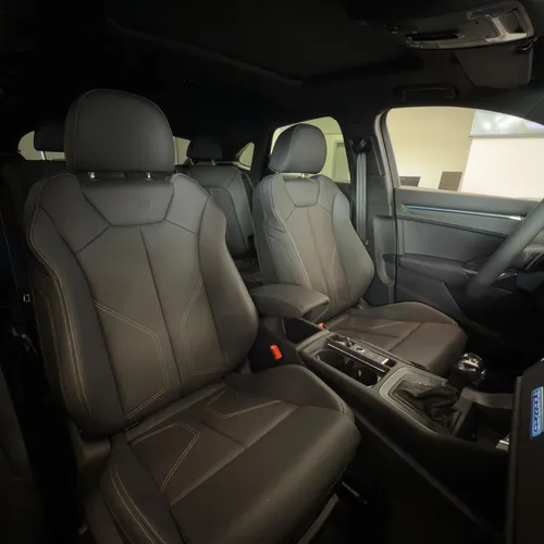 Audi Q3 SLINE 2.0 T (180 hp)
