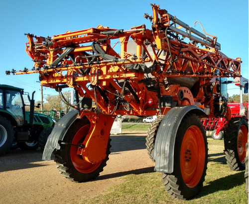 Pulverizador Autopropulsado Jacto Uniport 3000