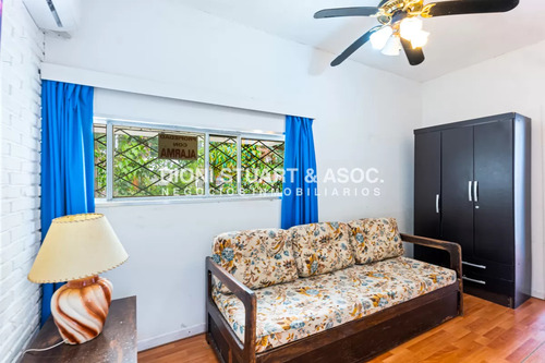 Casa En Alquiler De Temporada - Para 6 Personas - Playa Mansa