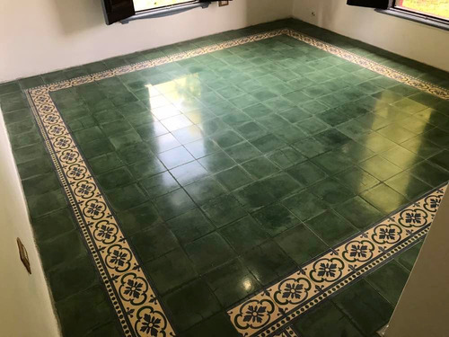 Imagen 4 de 5 de Pisos Impecables Marmol Granito Calcareo Y Porcelanatos