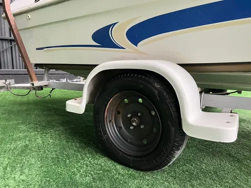 Lancha Campanili Ventura 140 Hp