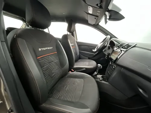 Renault Sandero STEPWAY INTENS 1.6 AUT 5P