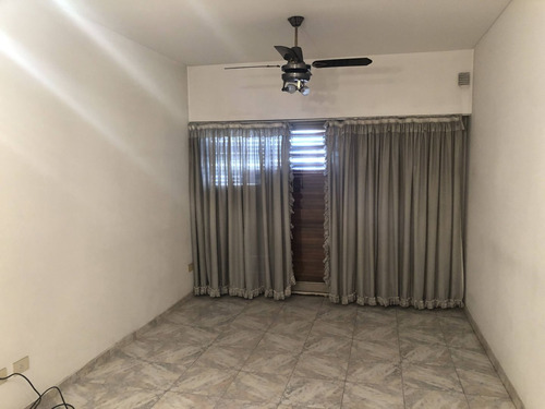 Imagen 3 de 15 de Departamento En Venta En Mataderos