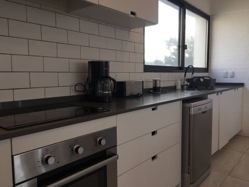 Casa En Venta De 3 Dormitorios En José Ignacio