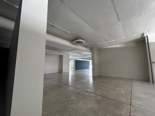 Oficina En Renta - Juan Vázquez De Mella Piso 1 - 498 M2